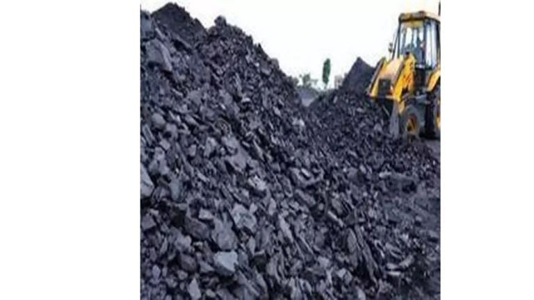 Coal India share price declines 4% post production numbers, volume details