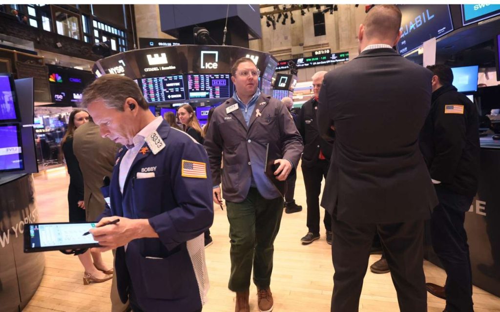 Stock Market News Dow, S&P 500 Mark Worst Day of 2025