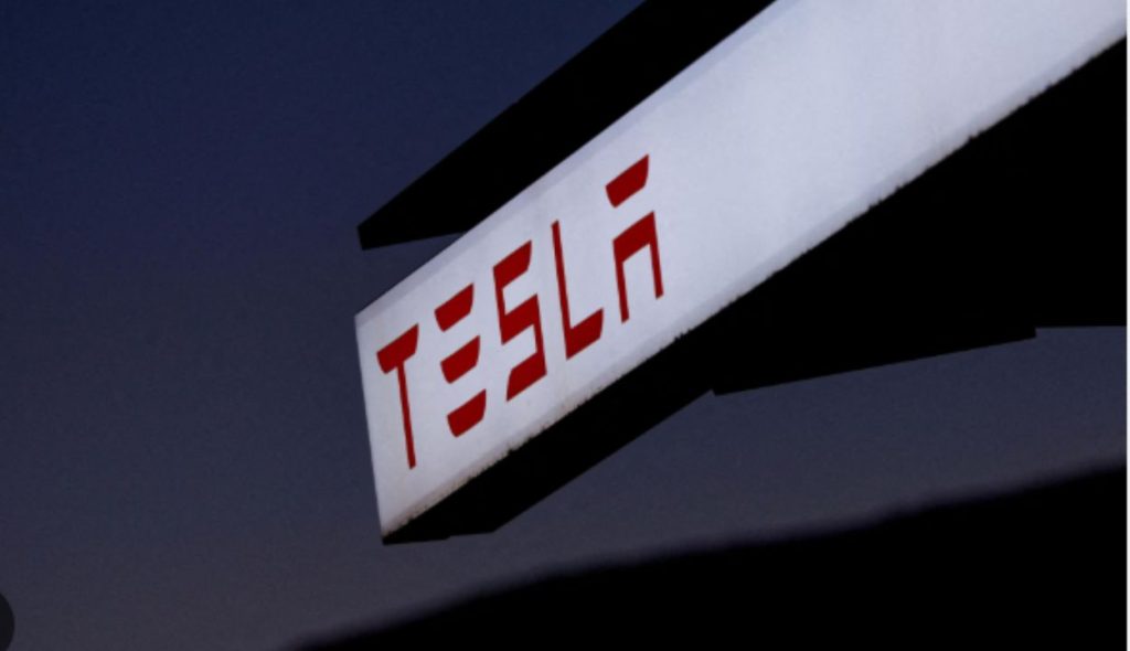 Tesla’s market cap sinks below $1 trillion as stock slumps more than 8%