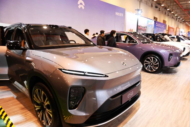 NIO Reports Wider Q4 Loss Despite 38.7% Jump in 2024 Deliveries; Cash Reserves Remain Strong