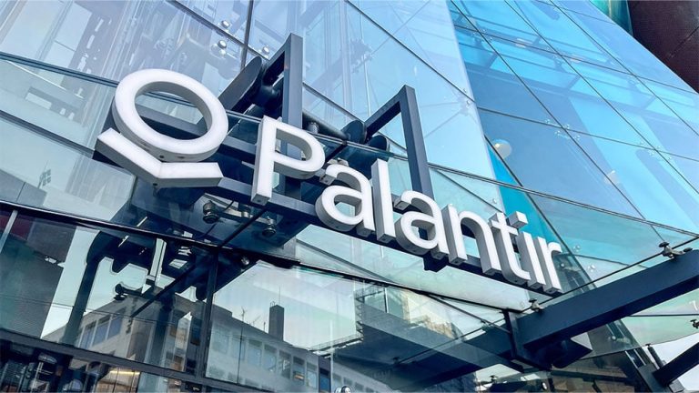 Palantir’s Bold Move Into AI: Will It Be Enough to Stay Ahead of the Competition?