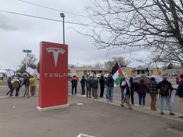 Tesla Targeted by Violent Attacks: Arson and Vandalism Spark Fears of Domestic Terrorism!